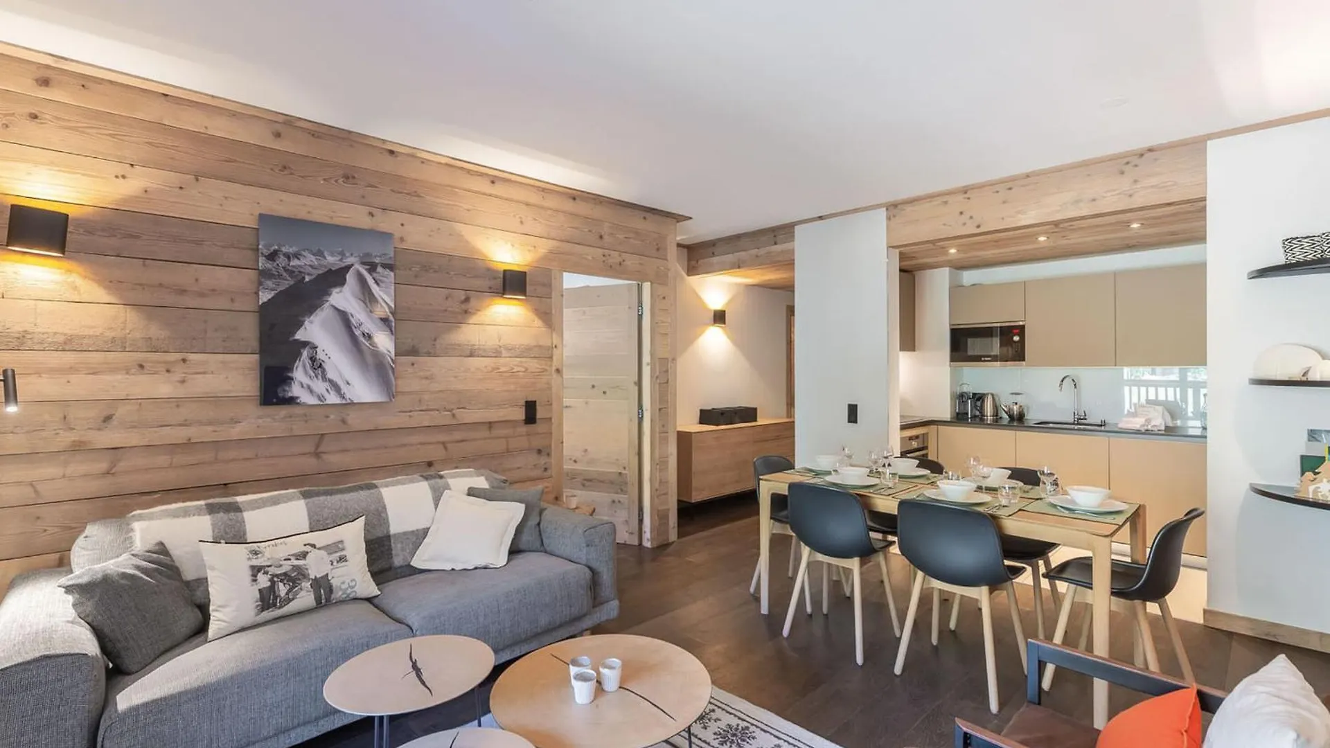 Appartement Familial Au Coeur De Meribel, Proche Pistes Avec Balcon Et Parking - Fr-1-565-100 Les Allues France